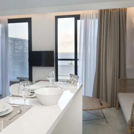 Luxury With Sea Views And Heated Pool Ii - Adults Only *