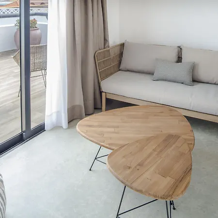 Luxury With Sea Views And Heated Pool Ii - Adults Only Apartment